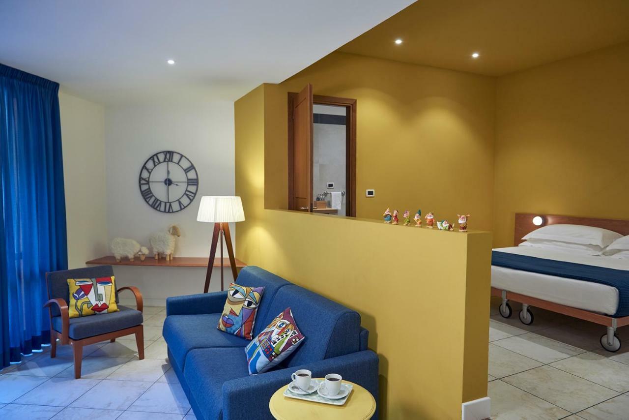 Residence Leopoldo Firenze Bagian luar foto